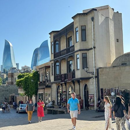 Sweet And Comfort Apartment In The Old City Icheri Sheher Baku Exteriör bild