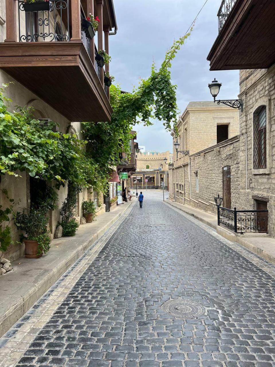 Sweet And Comfort Apartment In The Old City Icheri Sheher Baku Exteriör bild