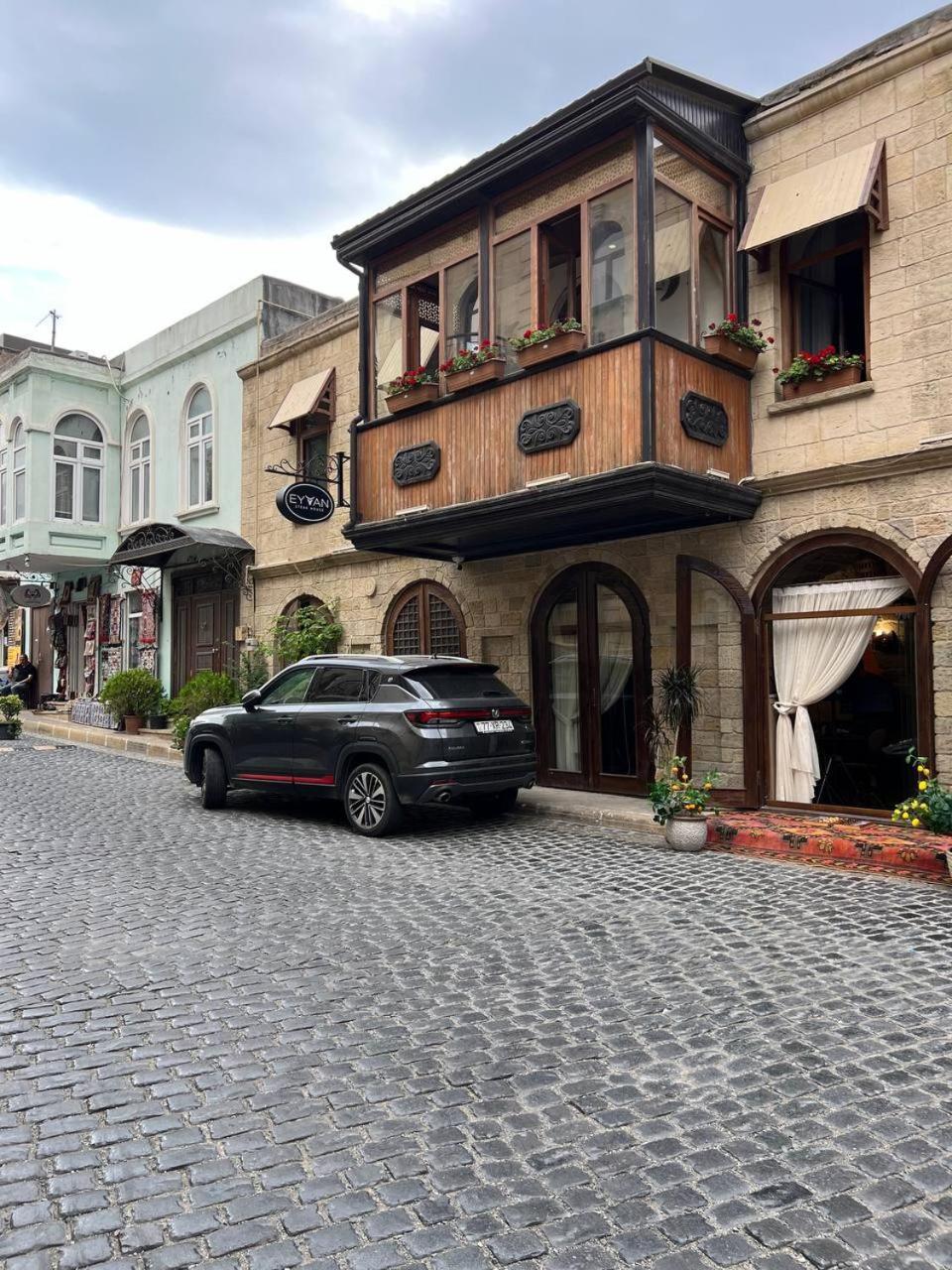 Sweet And Comfort Apartment In The Old City Icheri Sheher Baku Exteriör bild